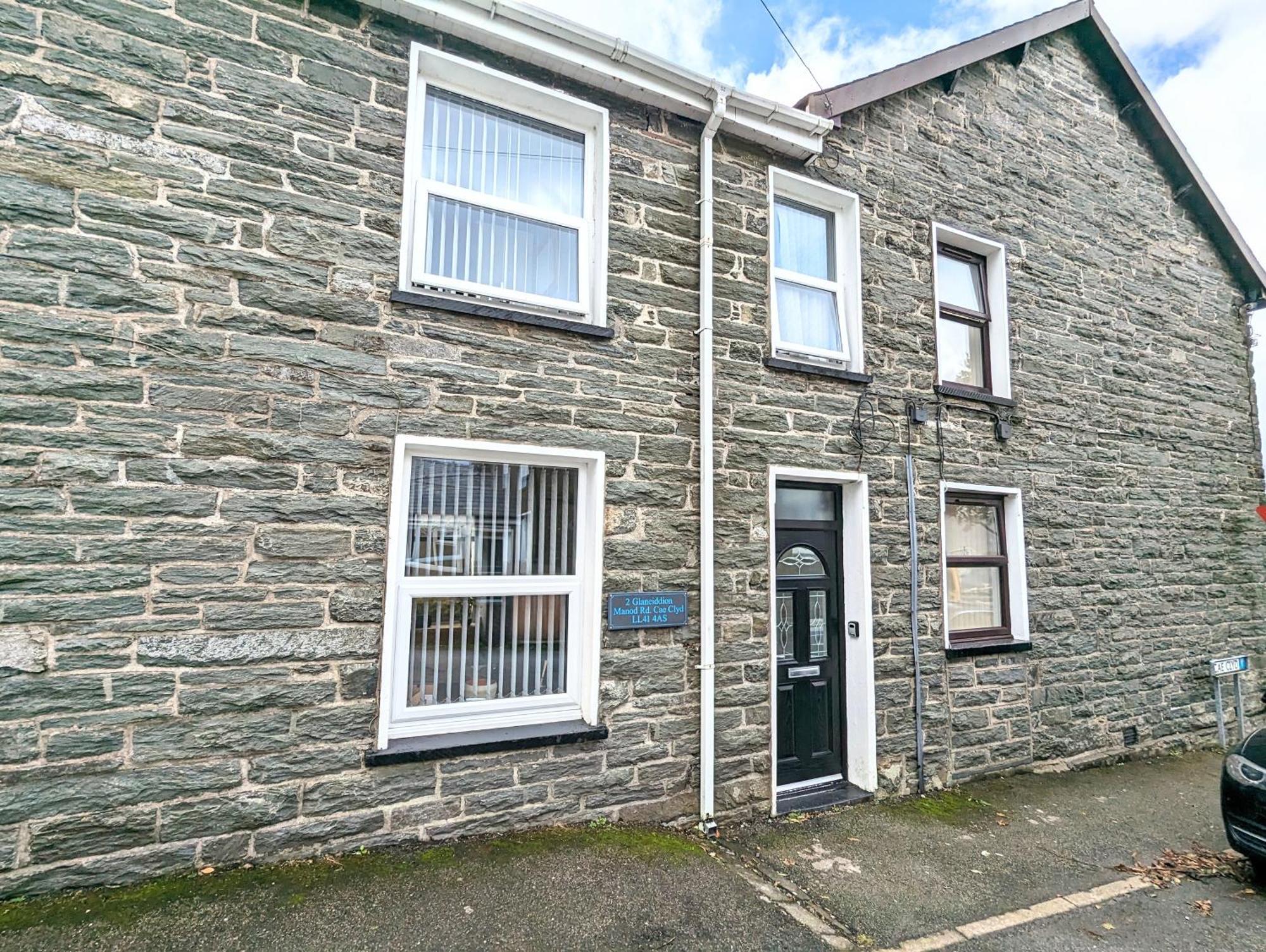 Cheerful 2 Bed Home With Mountain Views Blaenau Ffestiniog Extérieur photo