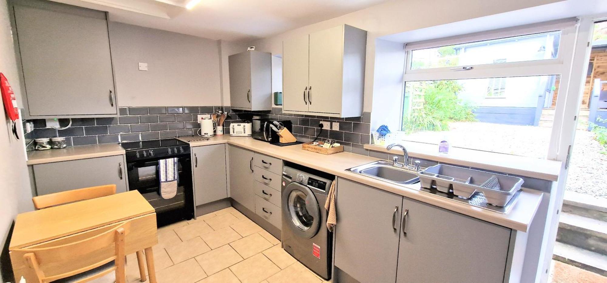 Cheerful 2 Bed Home With Mountain Views Blaenau Ffestiniog Extérieur photo